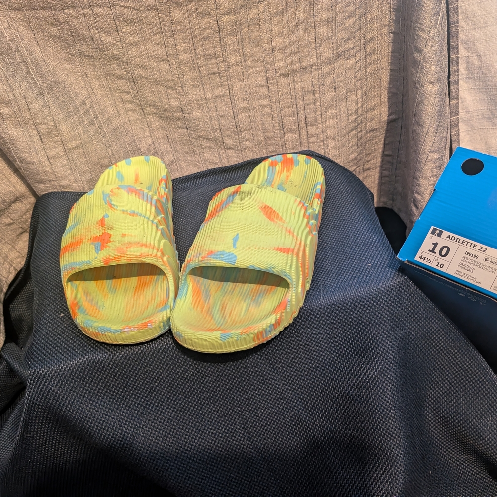 Slide Sandals - Multicolor